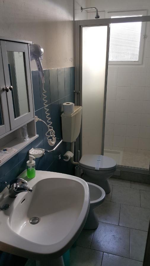 Hotel Villa Italia B&B Порт-Аццурро Экстерьер фото
