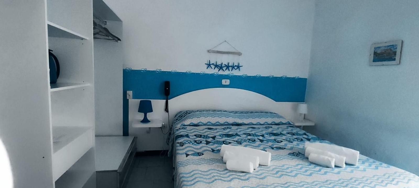 Hotel Villa Italia B&B Порт-Аццурро Экстерьер фото